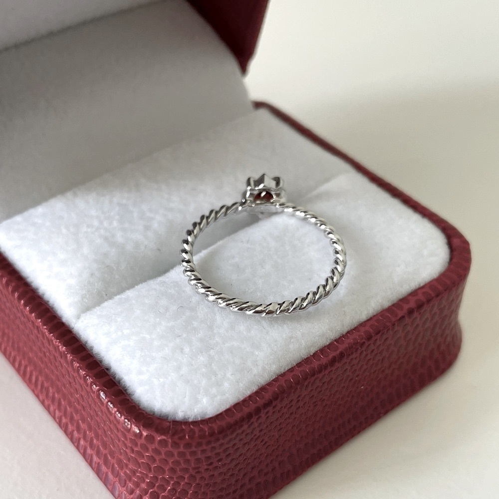 White Gold Garnet Ring | Size 7 - Picture 4 of 5